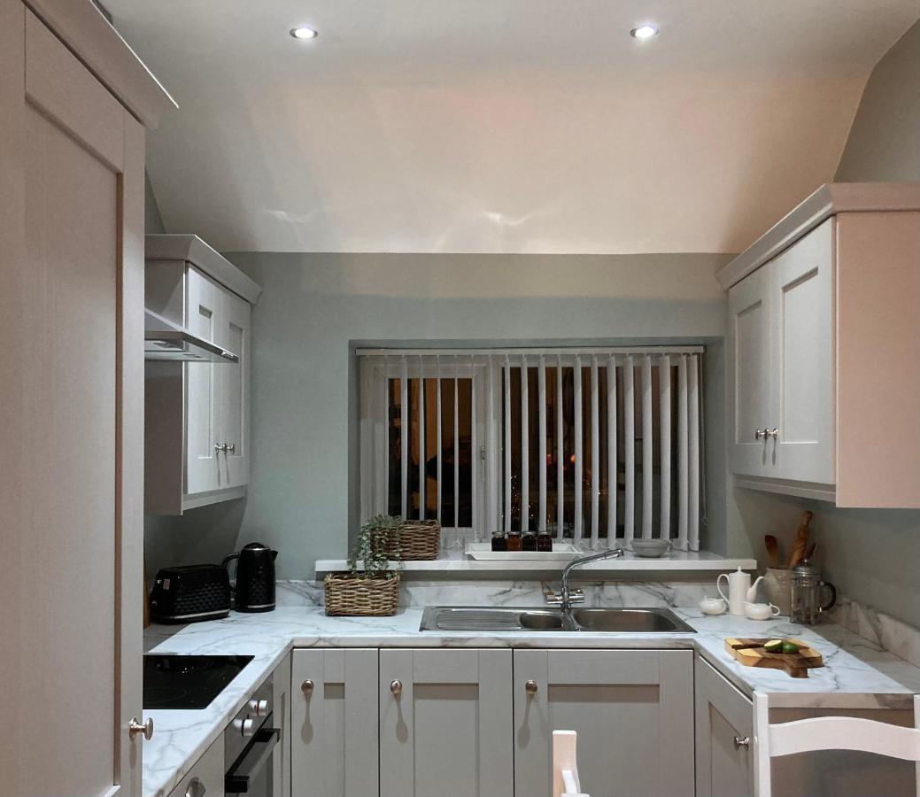 Tonn Ruray Sea View Luxury 2 Bed Apartment Dundrum Экстерьер фото